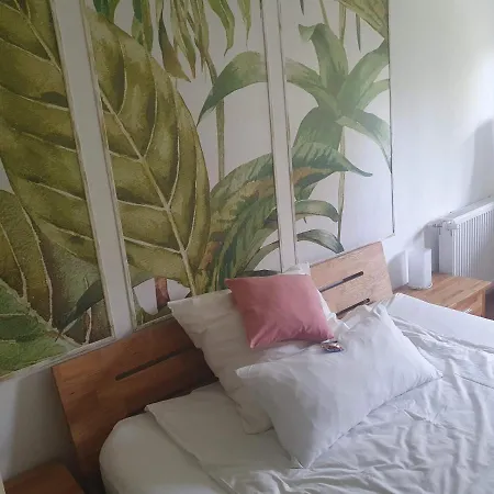 Apartment Kornhaus - Schoene Mit Pool, Kamin Und Terrasse Gottingen